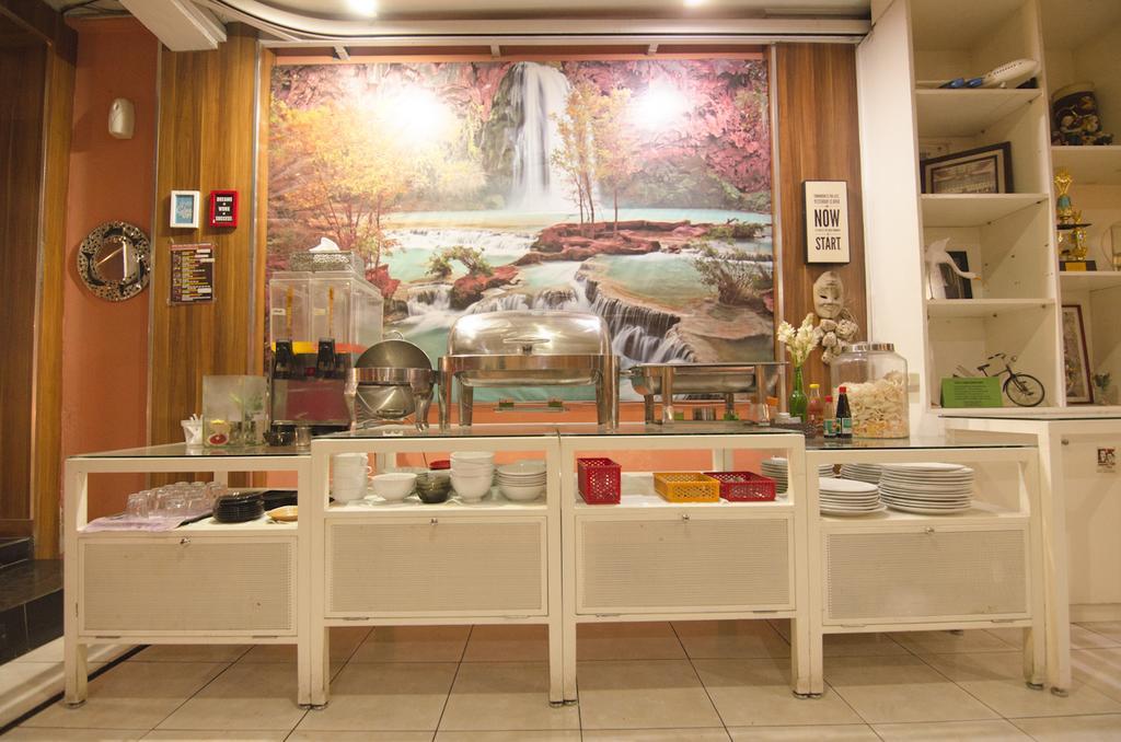 Guest House Salon Fora Gegerkalong Setiabudhi Bandung Esterno foto