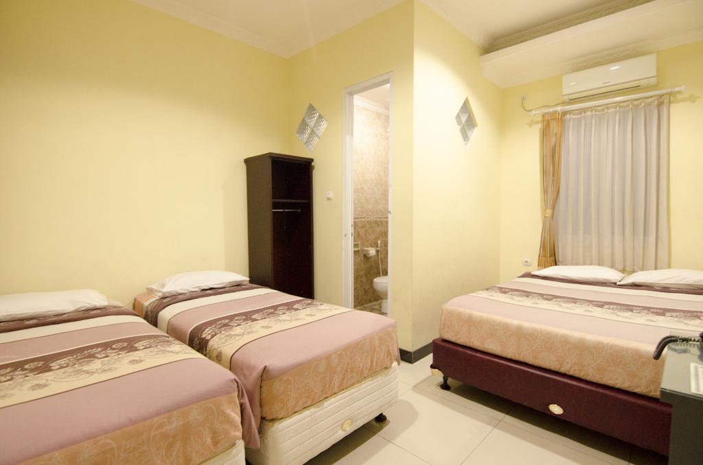 Guest House Salon Fora Gegerkalong Setiabudhi Bandung Esterno foto